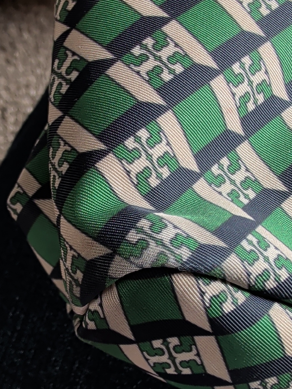 Tory Burch Green, Navy & Cream Geometric Logo Cosmetic Pouch - Picture 16 of 16